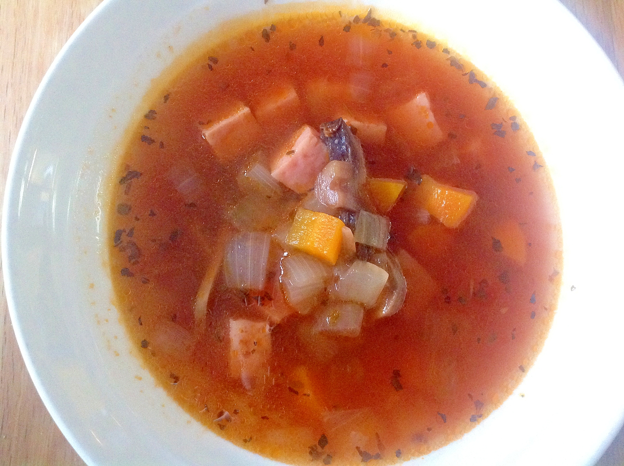 厚切りハムと野菜のスープ