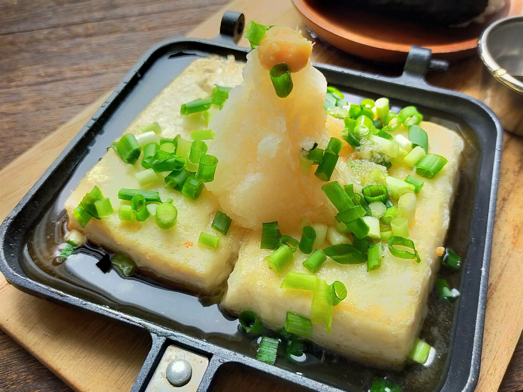 ホットサンドメーカーで作る揚げ出し豆腐