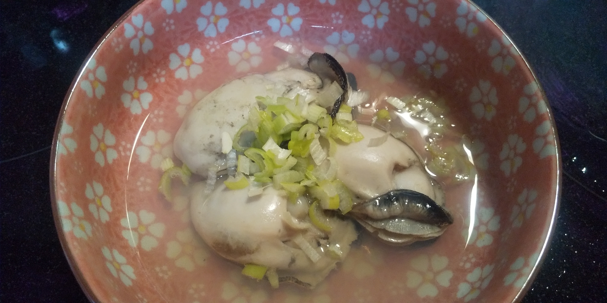 牡蠣の酒蒸し　〜温かい生牡蠣の食べ方〜