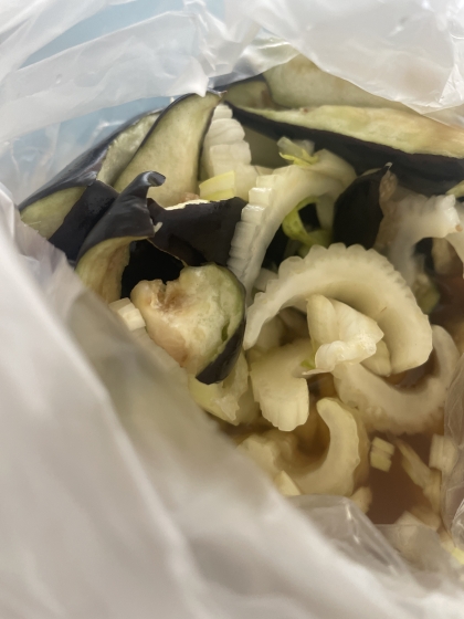 ★袋で簡単！なすの漬物★