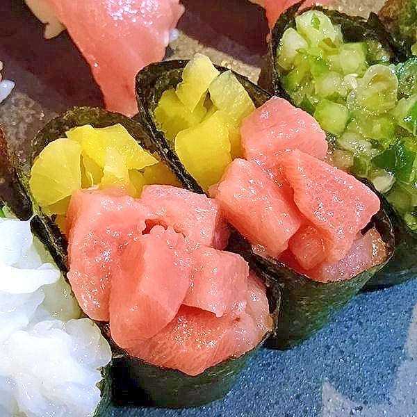 とろたく軍艦巻き♪