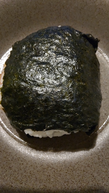 ˚✧₊⁎梅チーズおにぎり⁎⁺˳✧༚