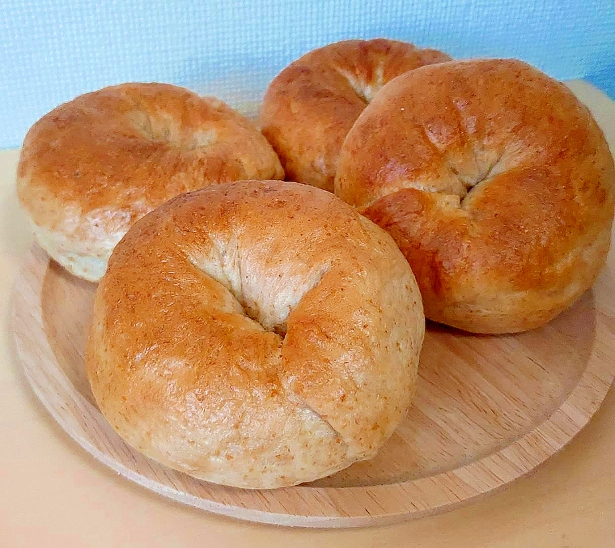 朝食にどうぞ！簡単すぎる！もちもち全粒粉ベーグル