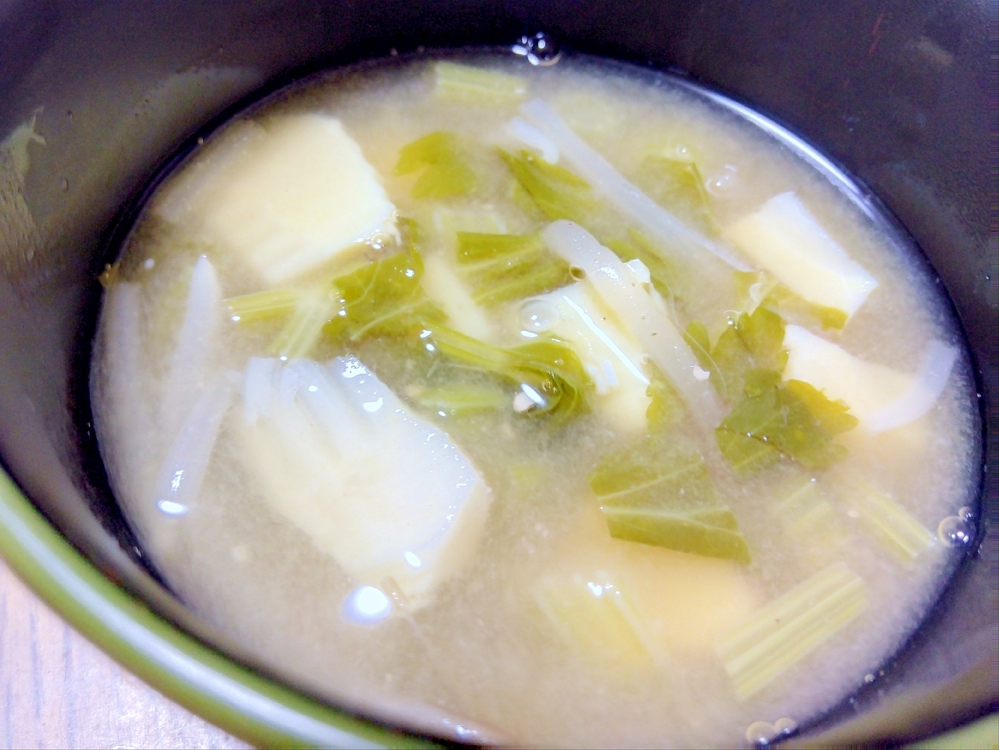 筍もやし葉付きセロリの味噌汁