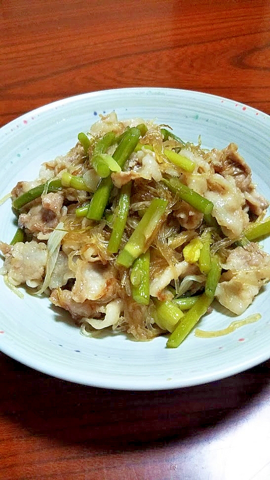 美味しい手抜き・にんにくの芽と豚コマの春雨炒め