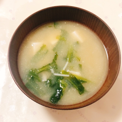 えのきと生わかめの味噌汁