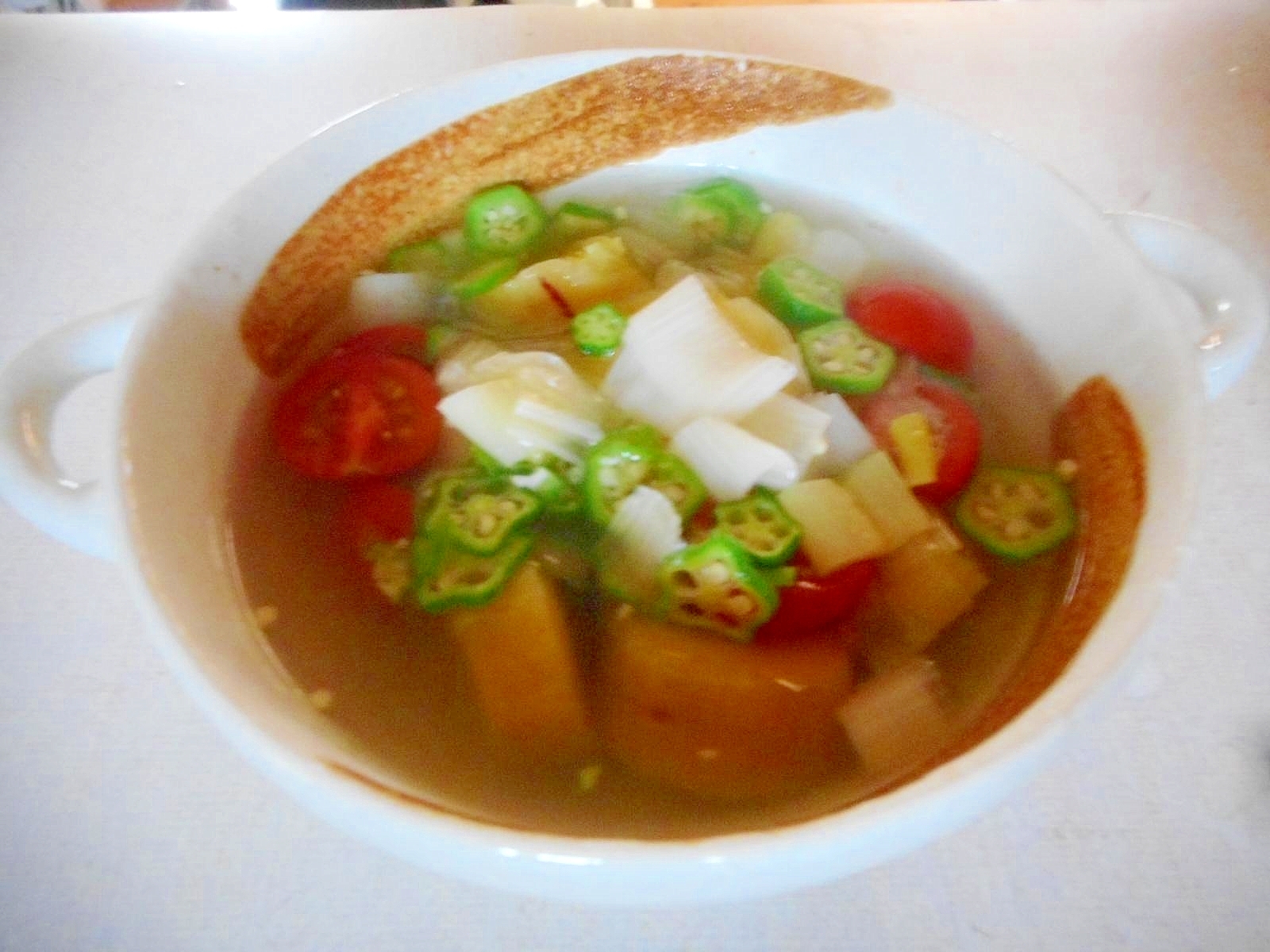 さつま芋とオクラとトマトのスープ