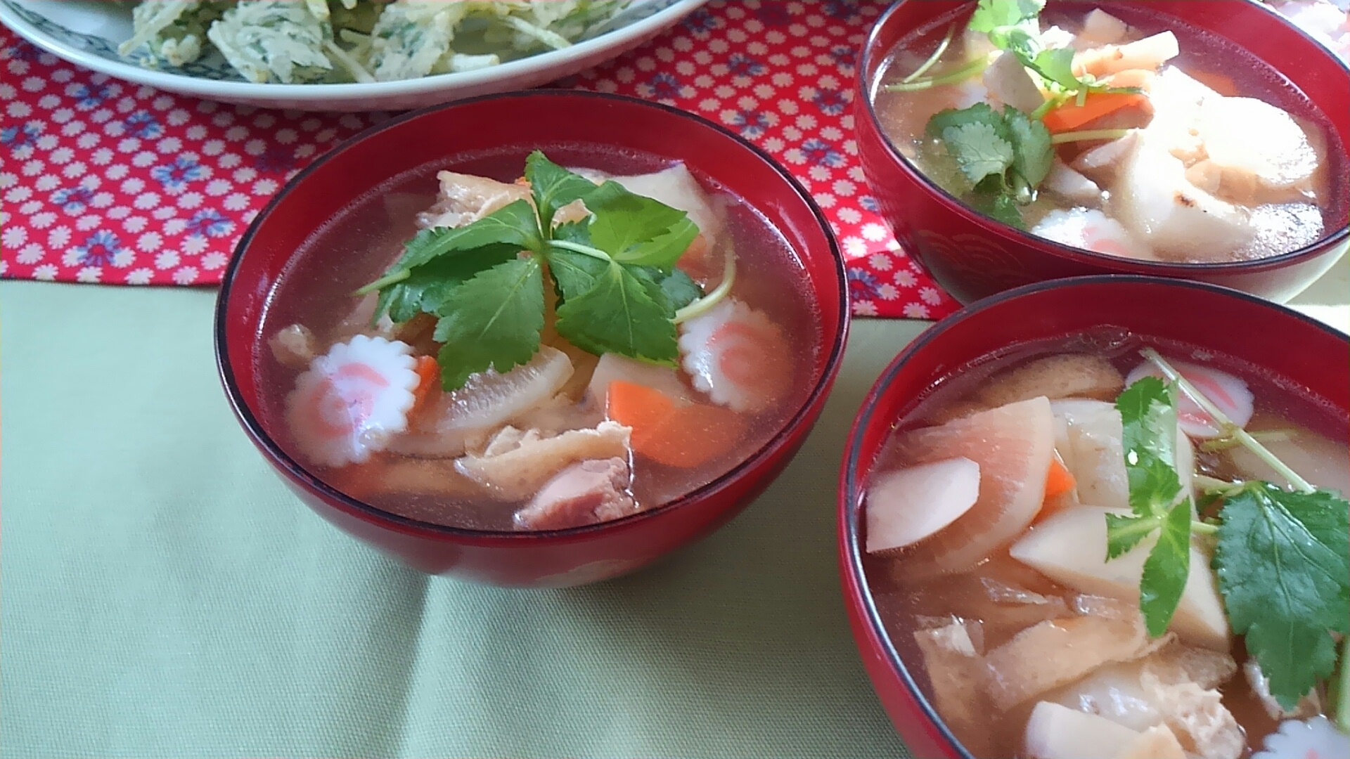 お正月に♪具だくさんな御雑煮☆