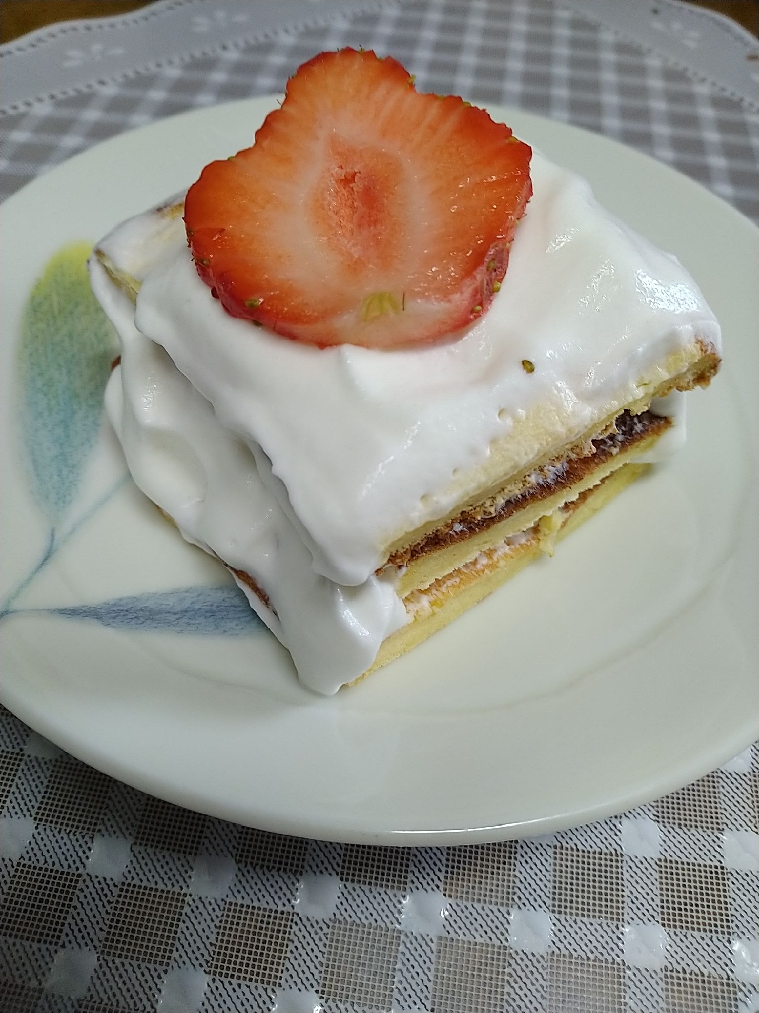 一人分のショートケーキ