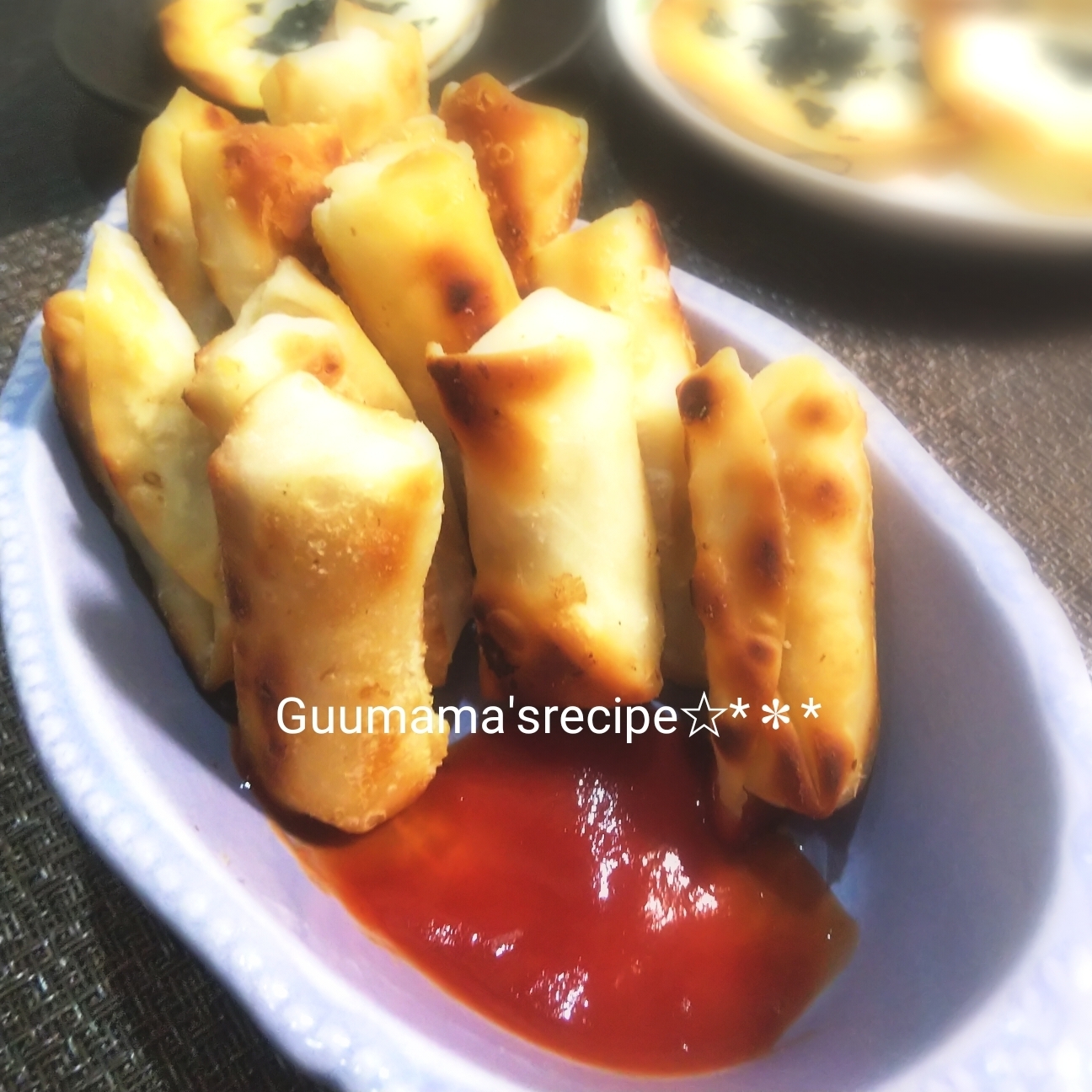 餃子の皮で♡1口サイズ♡ミニミニアメリカンドッグ