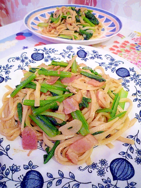 小松菜とベーコンのカレー風味パスタ♪