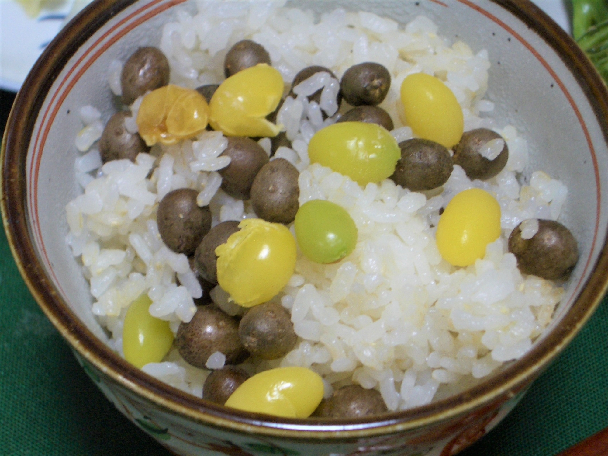 銀杏とむかごのご飯