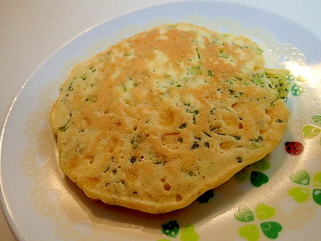 コーンとブロコのカレー風味ホットケーキ