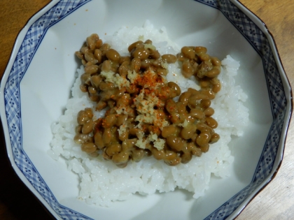 納豆の食べ方-おろししょうが＆一味♪