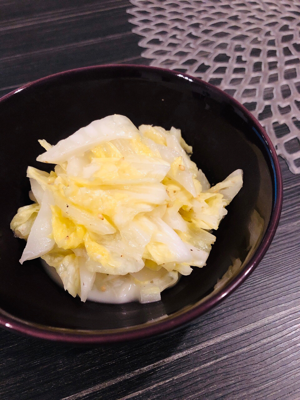 白菜と鰹節の味噌マヨ和え