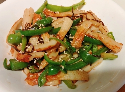 簡単　ちくわとピーマンの塩昆布炒め