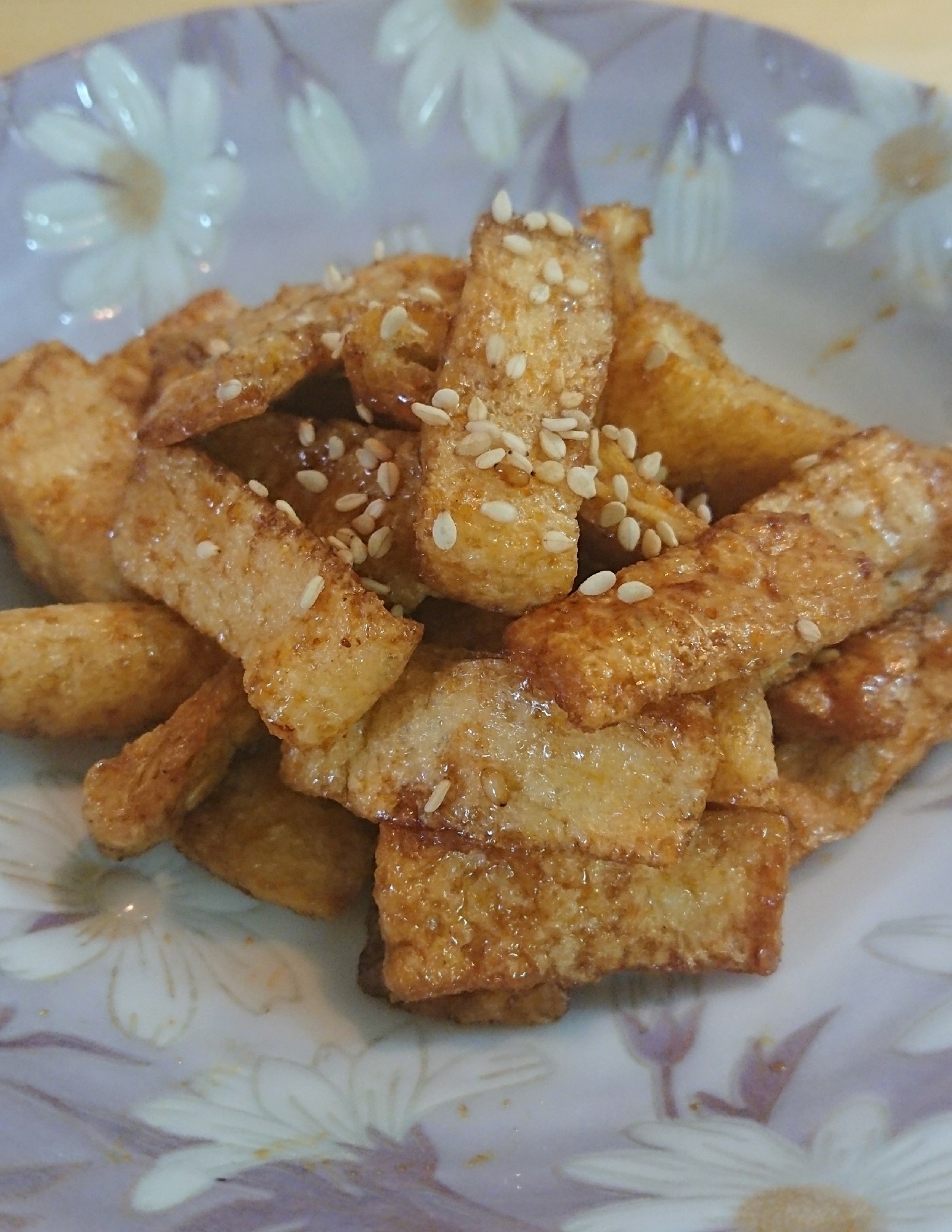 材料2つ 油揚げでカリカリ甘辛おかず お弁当にも レシピ 作り方 By みたらし きなこ 楽天レシピ