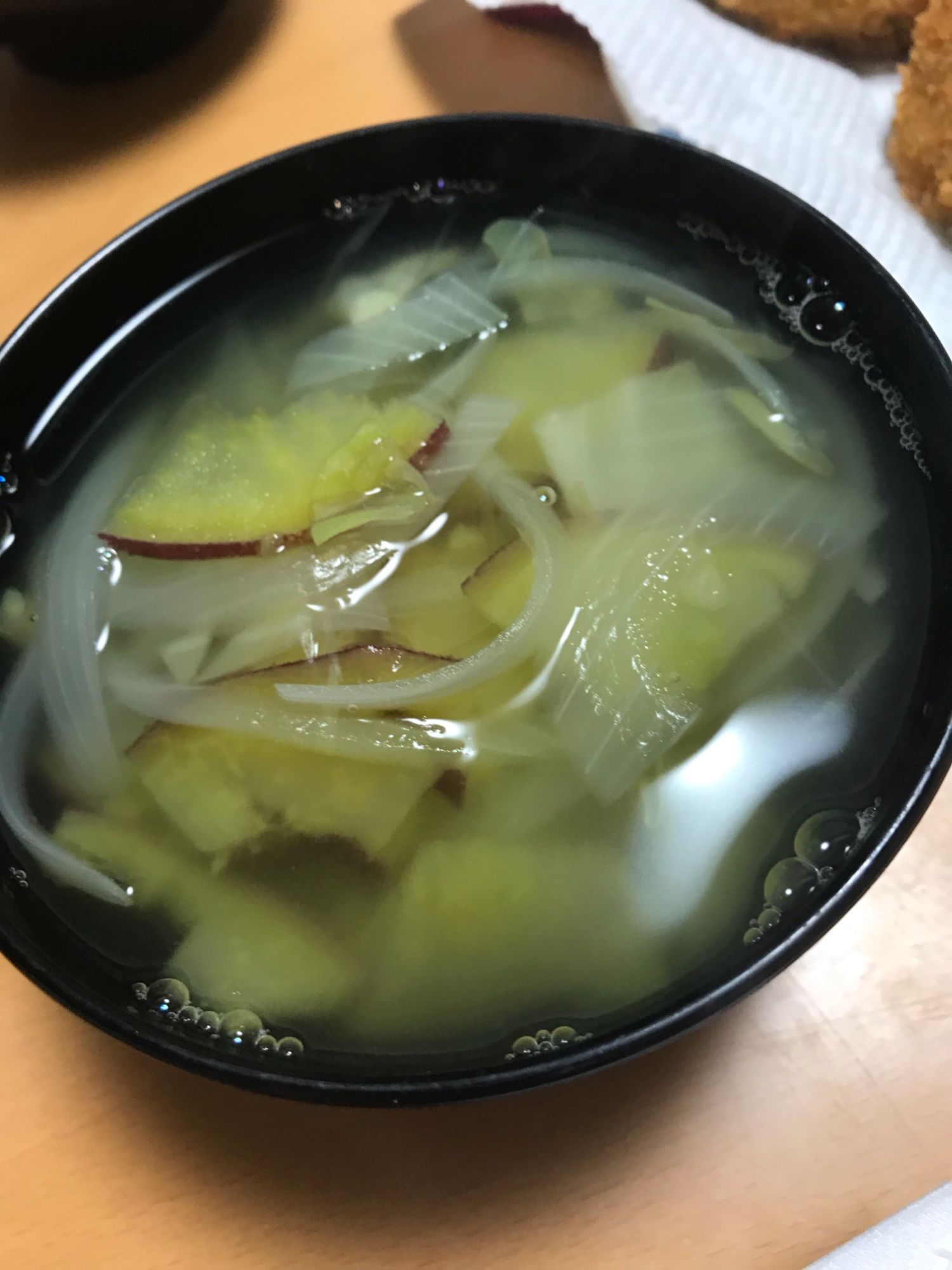 さつまいもと玉ねぎの中華スープ