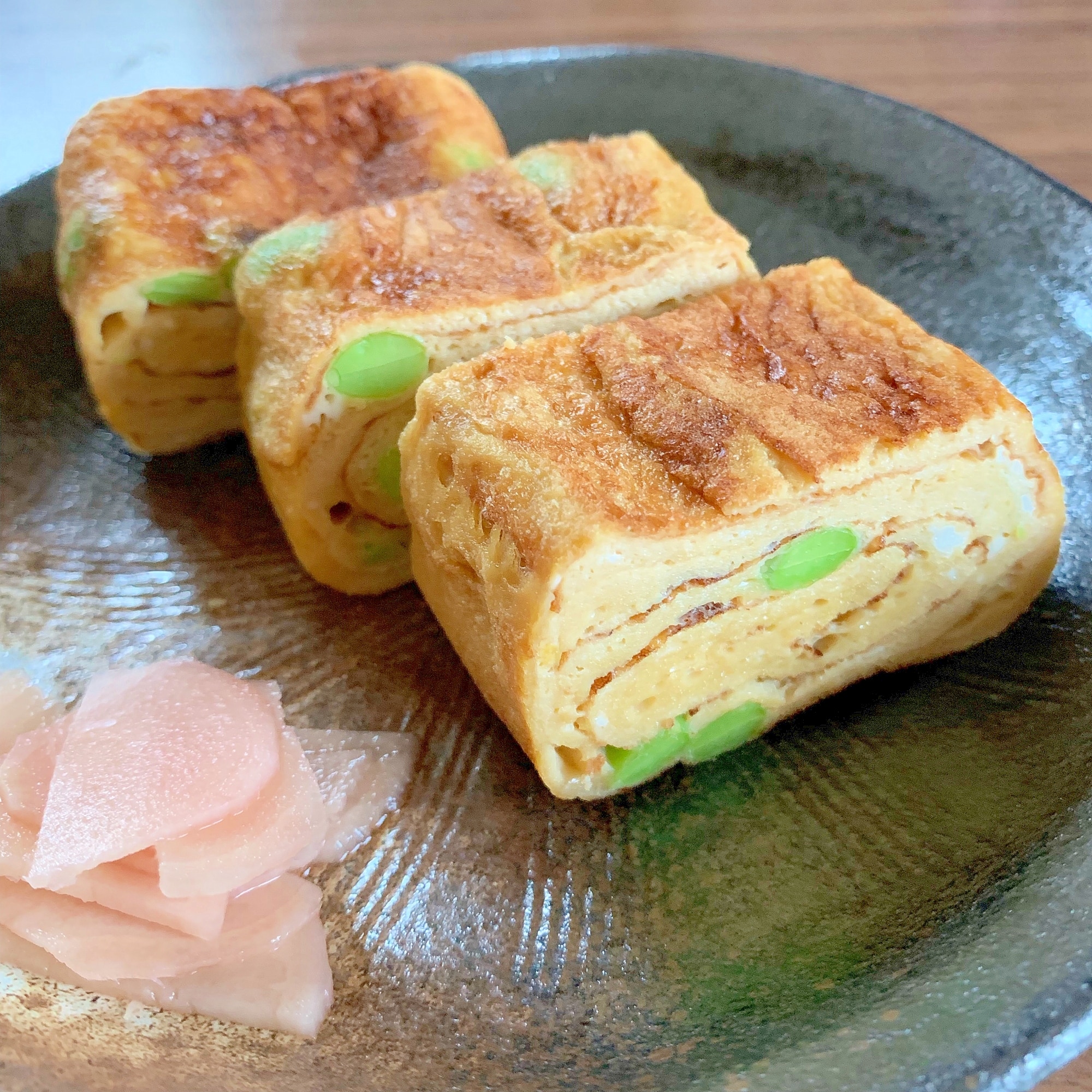 甘めの厚焼き玉子(枝豆入り) レシピ・作り方 by naruto - 楽天レシピ
