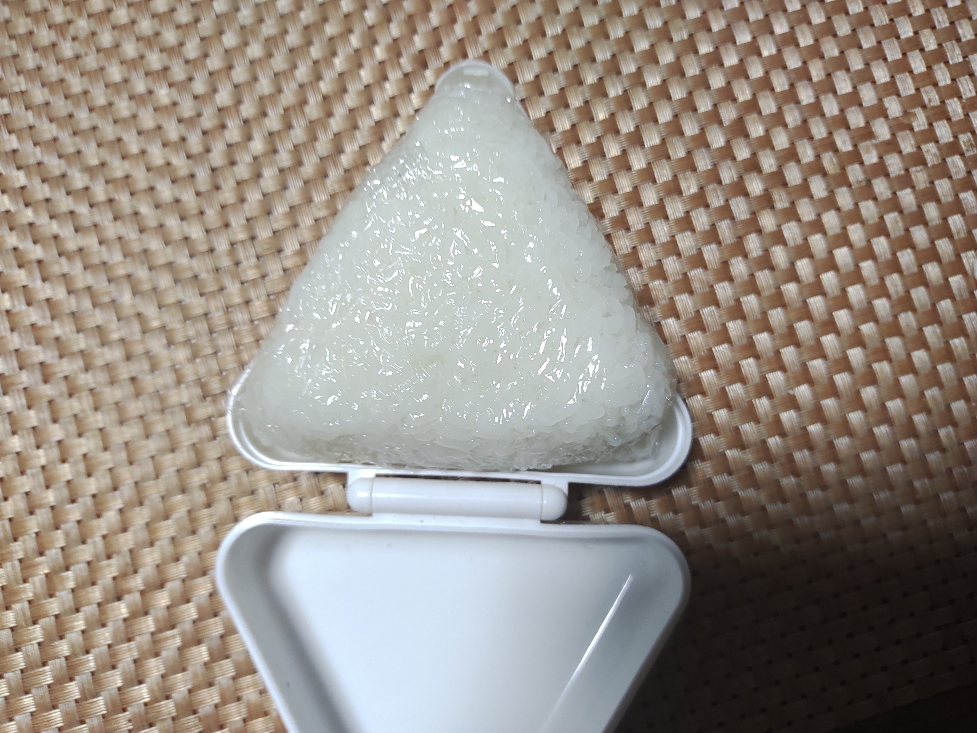 オオロラ鶏皮おにぎり