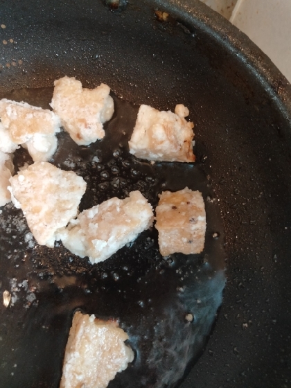 ひと手間で鶏カラそっくり！厚揚げの唐揚げ