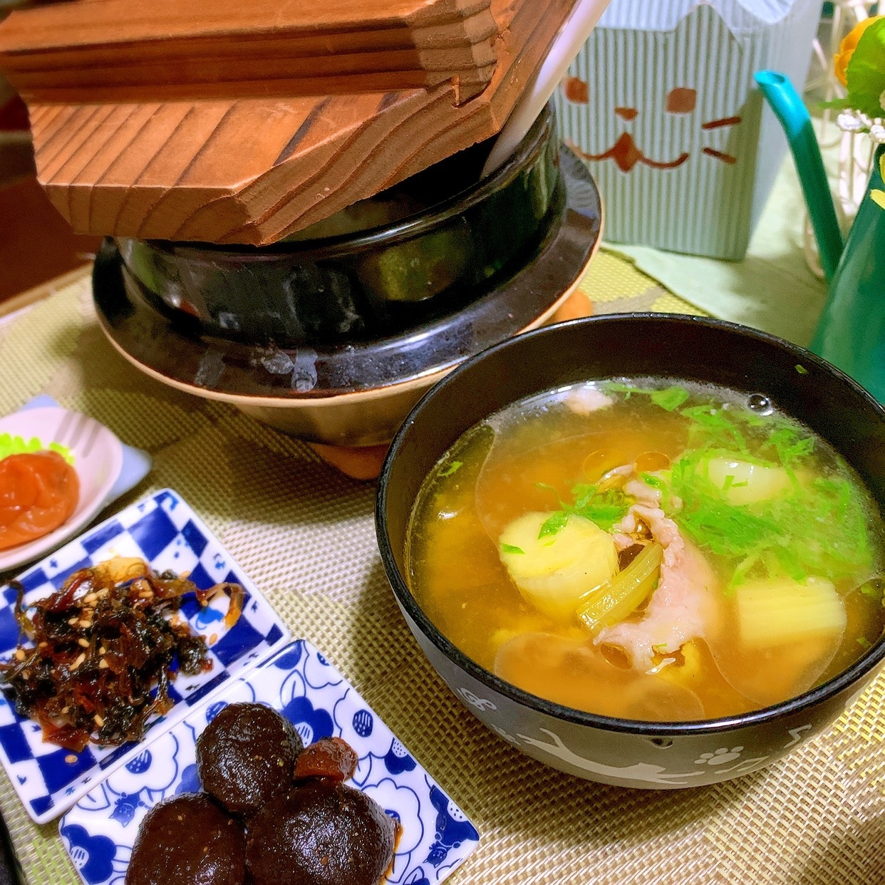 セロリと豚肉のお味噌汁