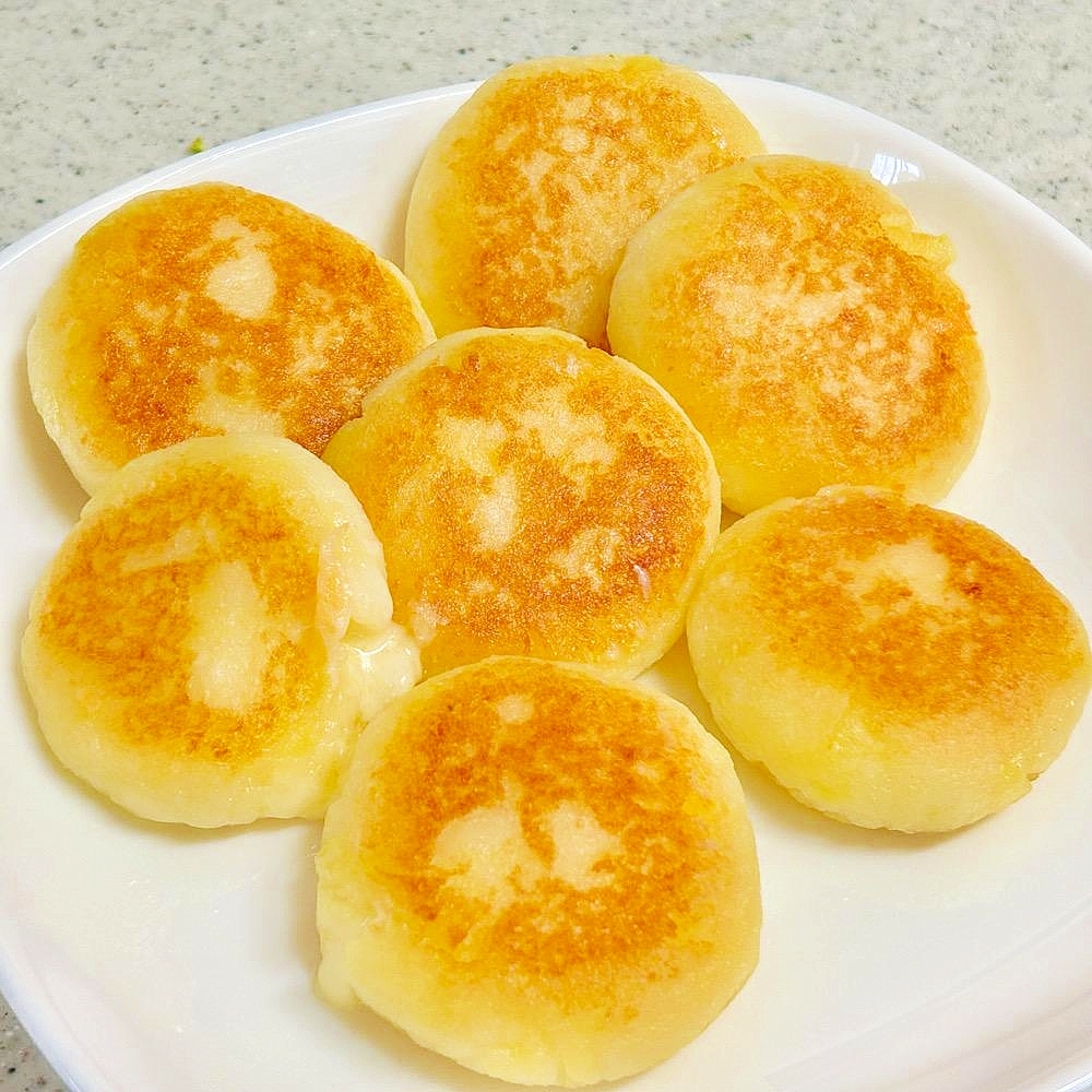 【幼児食】もちもちチーズはんぺんじゃがおやき