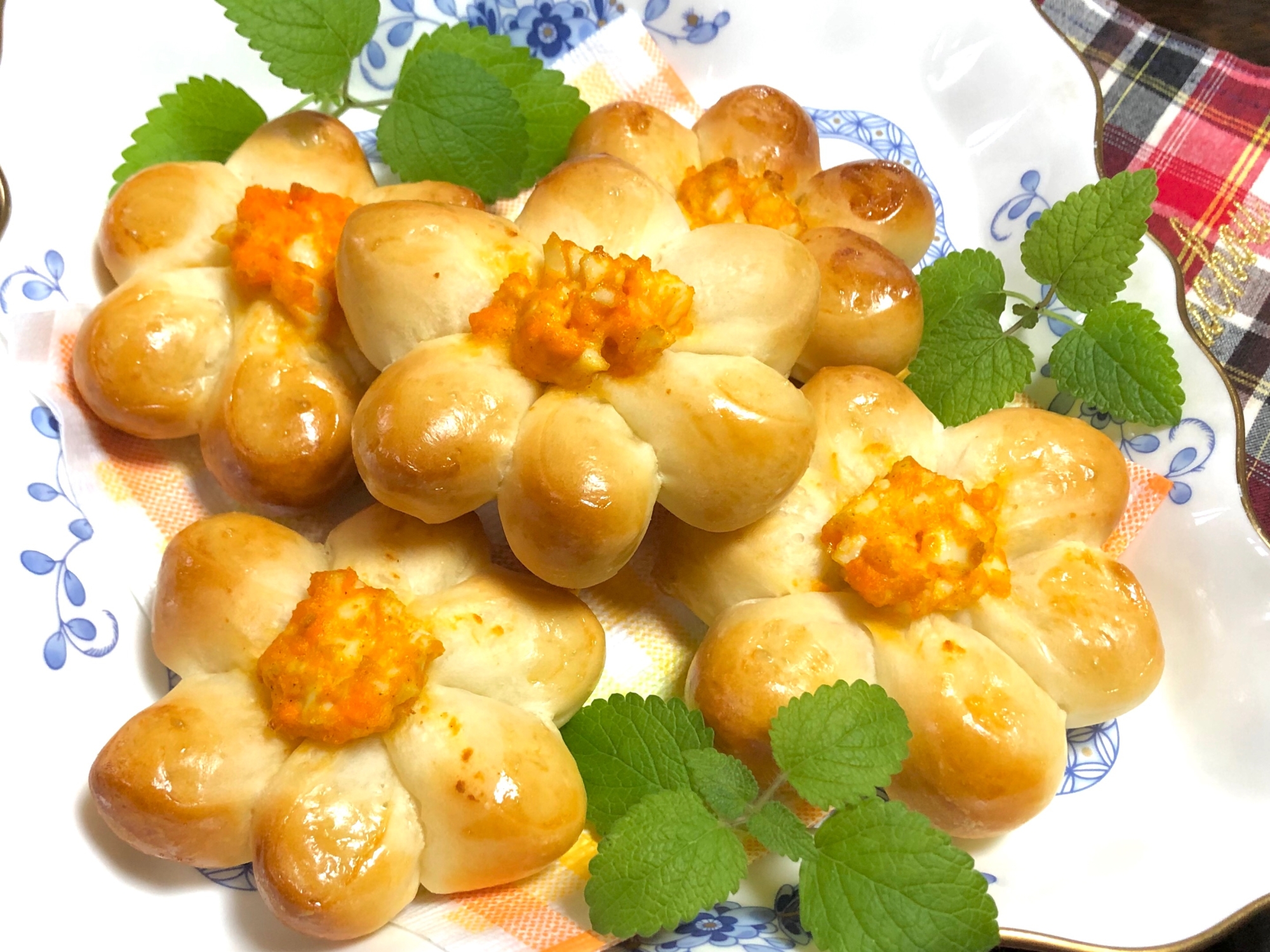 簡単なのに可愛い お花の形の卵パン レシピ 作り方 By 善ちゃん 楽天レシピ