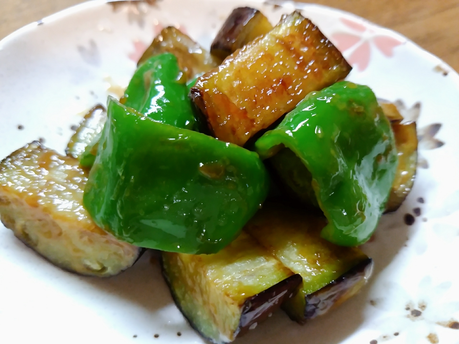 茄子とピーマンの辛子味噌炒め