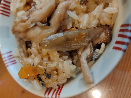 ごぼうと油揚げの炊き込みご飯