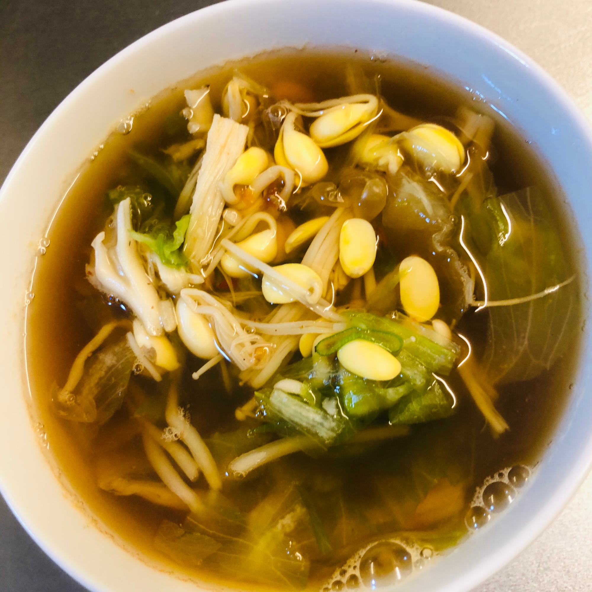 豆板醤でピリ辛野菜スープ