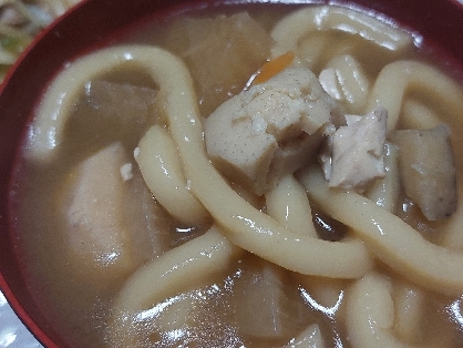 うどんたっぷり☆豆腐としめじと人参の東のまるごと鍋