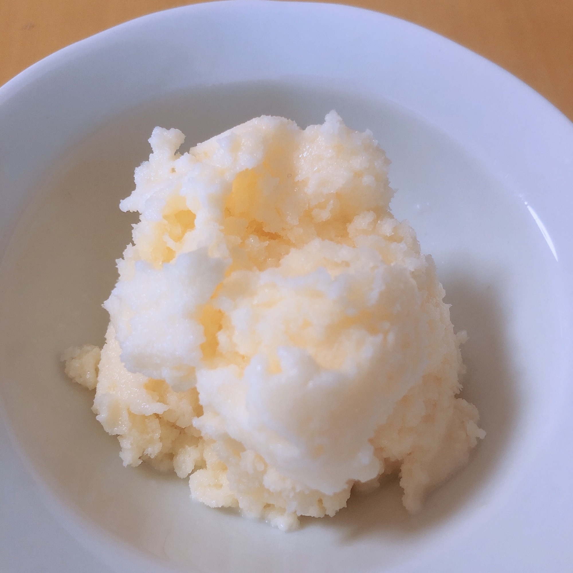 生クリーム不使用のバニラアイスクリーム
