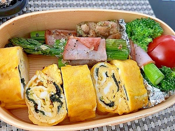 刻み海苔入り出汁巻き玉子