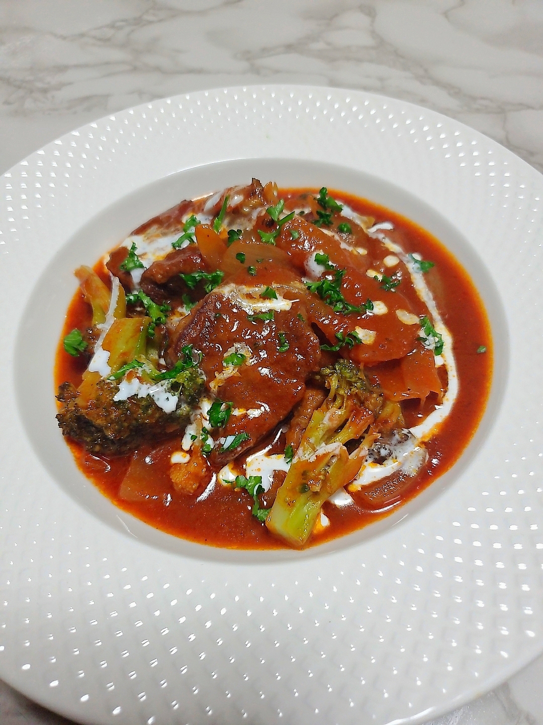 牛ヒレの赤ワイン煮込み