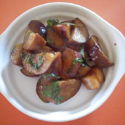 肉がなくともご飯はすすむ！簡単なすのこってり炒め