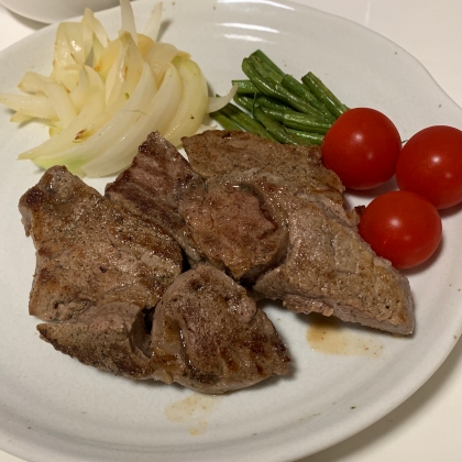 焼肉〜豚肉ハラミ岩塩炒め