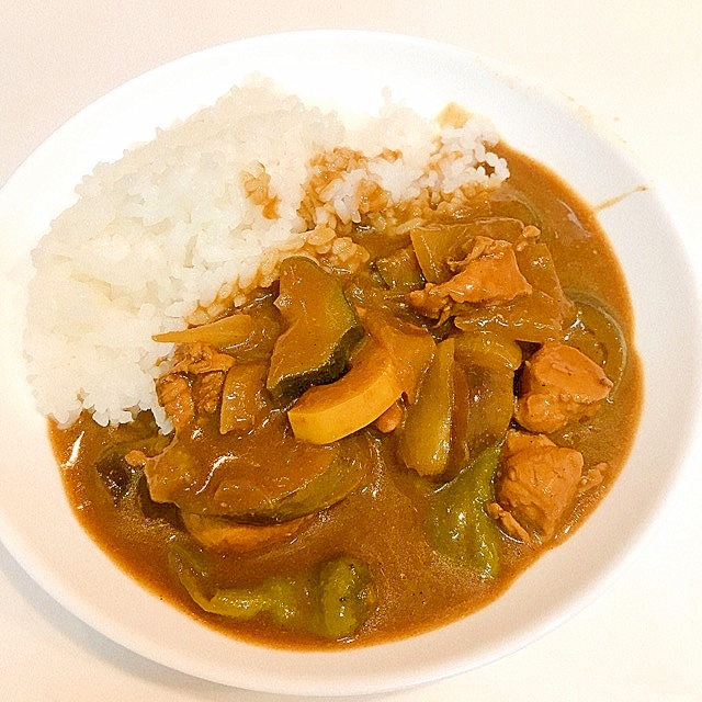 茄子と万願寺唐辛子とささみのカレーライス♪夏仕様