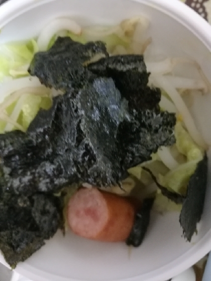 離乳食 完了期 ウインナーともやしの和え物