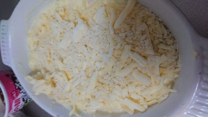 焼く前ですが、パン粉もかけてカリカリさくさく、チーズとポテトがクリーミーで美味しかったです(*^^*)