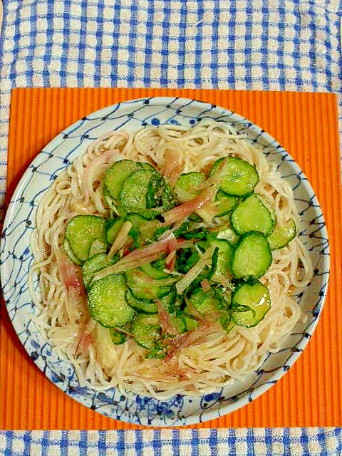 キュウリと茗荷の冷麦 レシピ 作り方 By テツオ63 楽天レシピ キュウリと茗荷の冷麦 レシピ 作り方 By テツオ63 楽天レシピ