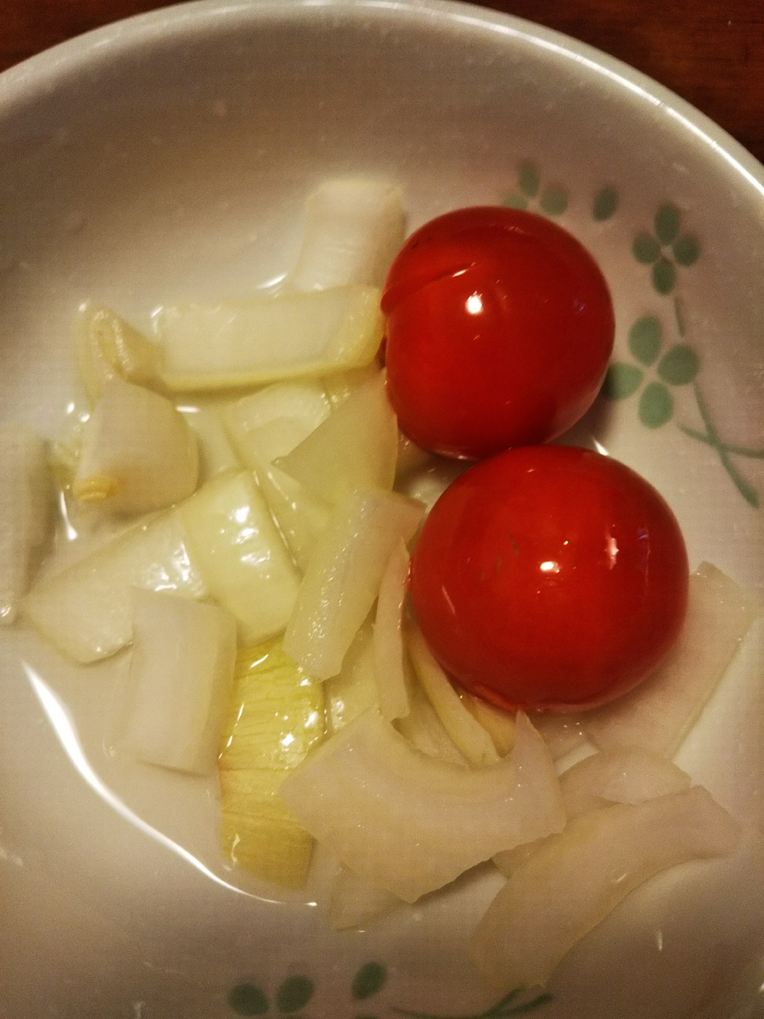 ミニトマトと玉ねぎのピクルス