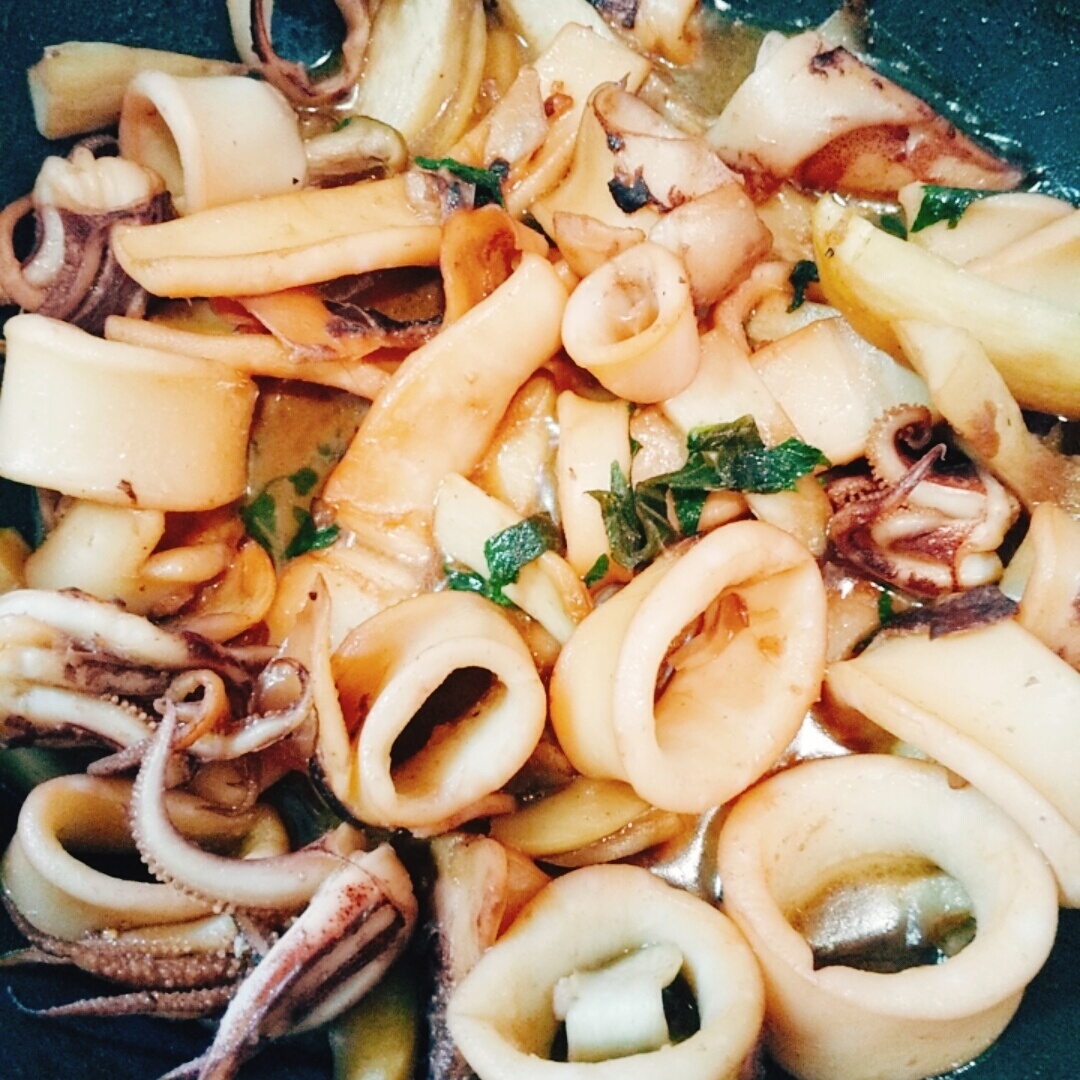 イカとエリンギのバター焼き!