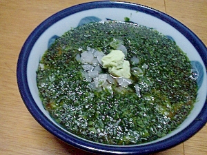 青海苔たっぷり　花巻うどん