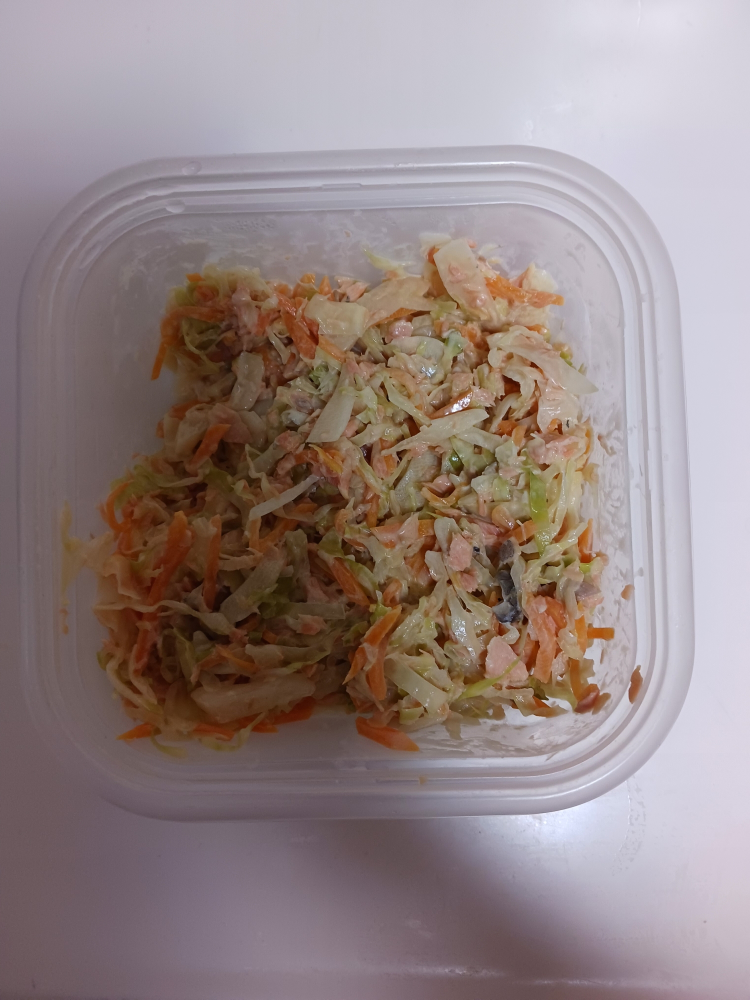 野菜と鮭のマヨポンサラダ