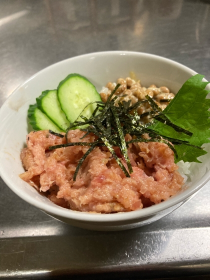 納豆でコストダウン　｢マグロ納豆丼」　♪♪