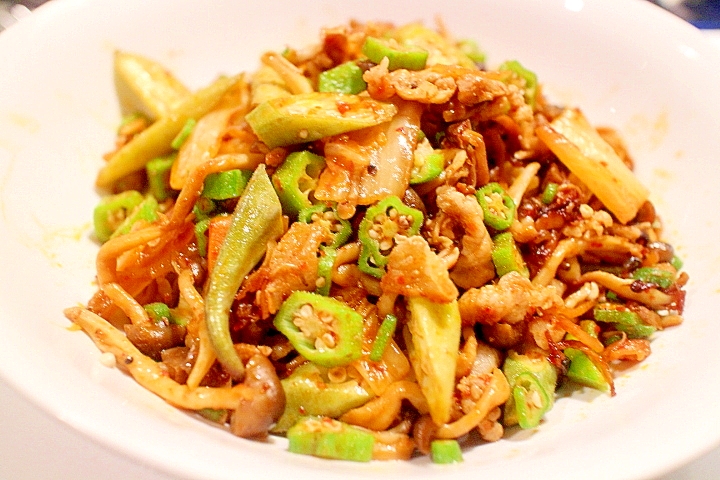 分量が簡単 労わりおかず オクラたっぷり豚キムチ レシピ 作り方 By Seika A 楽天レシピ