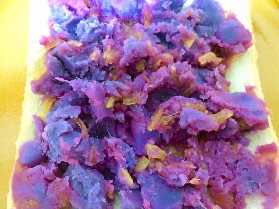 色変化を楽しむ　紫芋きんとん