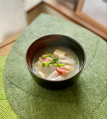 ６分！？カニカマ入り❤大根&油揚げの味噌汁♪