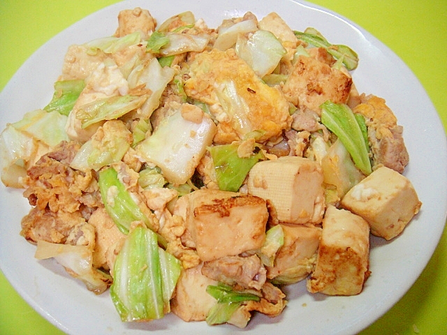豆腐とキャベツ豚肉の和風卵炒め
